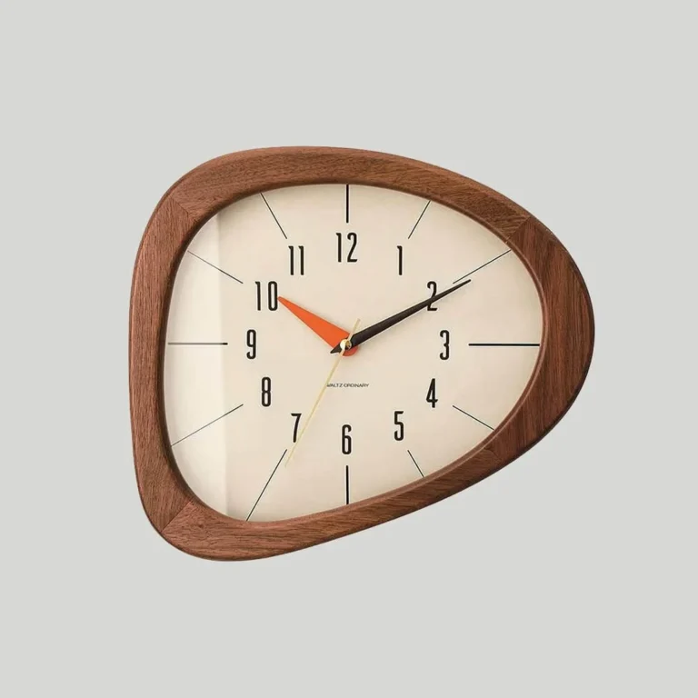 15 Vintage Wall Clocks for Living Rooms That Add Timeless Character