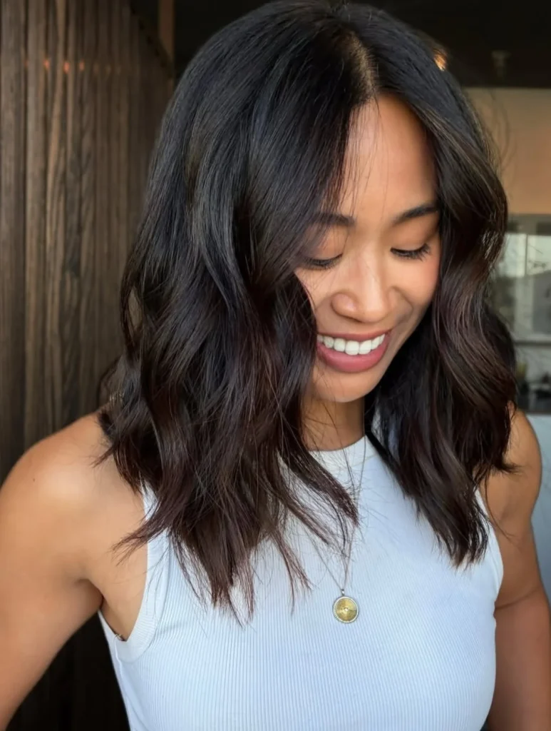 Effortless Wavy Lob with Center Part