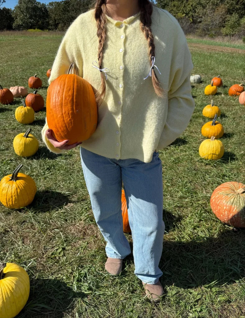 Soft Yellow Cardigan with Light-Wash Jeans 